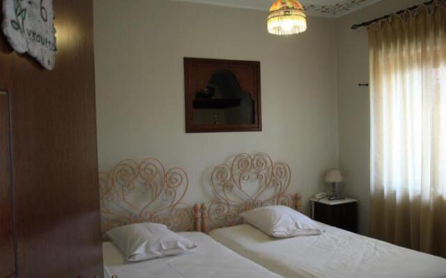 Guesthouse Triantafyllies