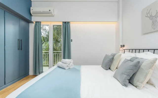 Zeus 2-Bedroom Apt with Acropolis View