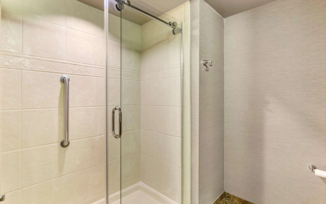 Sonesta Essential Minot