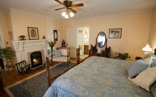 Inn on Main Street Bed and Breakfast