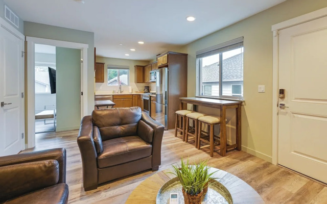 Modern Seatac Gem w/ Fireplace & Smart Tvs!