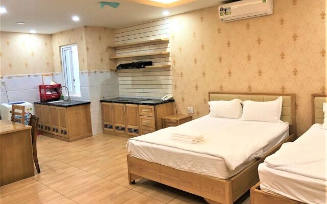 HHen Apartment Hotel