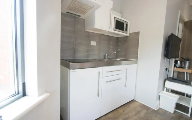 Westciti Caroco Aparthotel