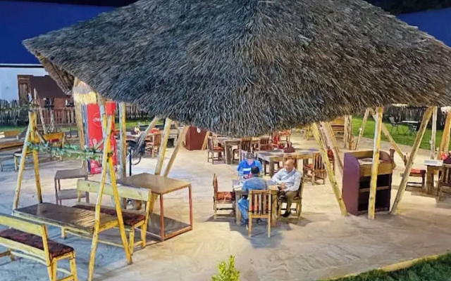 Dream Stay Lodge and Restaurant