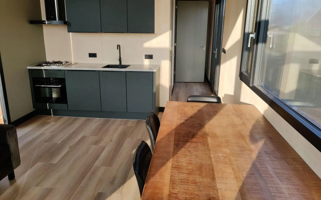 Chic Chalet Near Kuinderbos