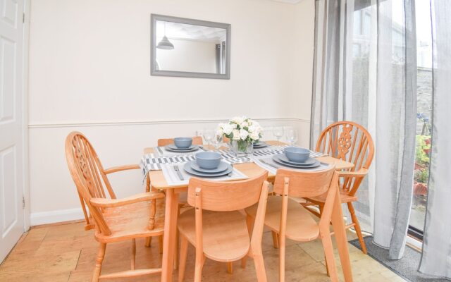 Chique Properties - Forrabury House