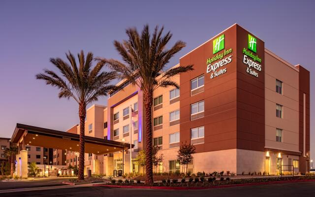 Holiday Inn Express & Suites Moreno Valley - Riverside, an IHG Hotel