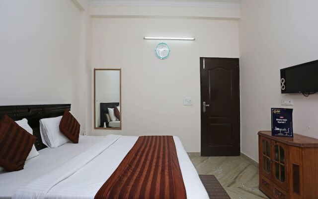 Oyo 556 The Ravee Inn