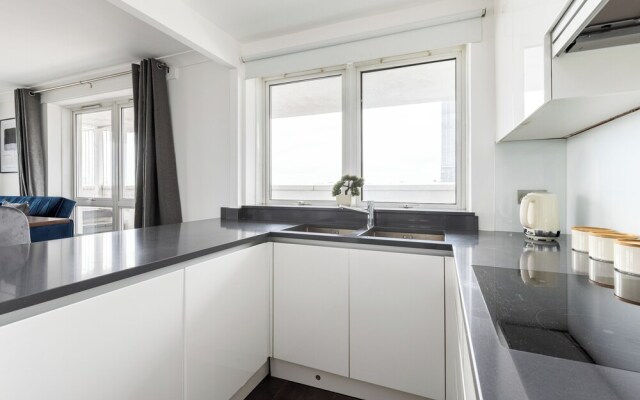 The Canary Wharf Collection