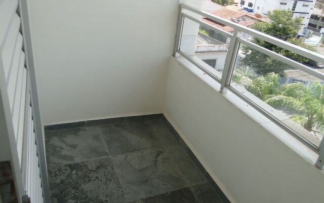 Linda Cobertura Duplex Renovada e Ampla