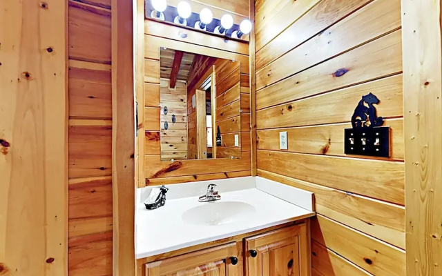 Eastern Sky Mountain Retreat - 2 Br Home