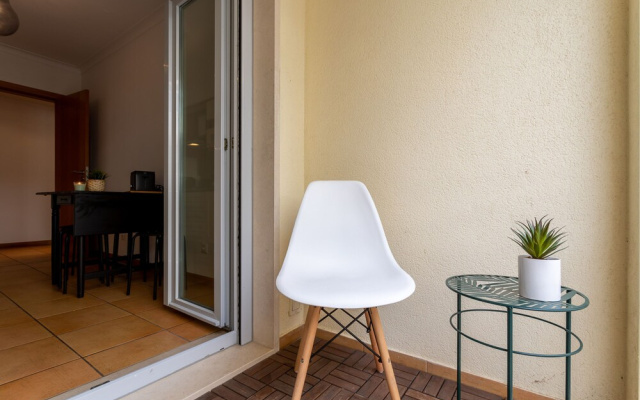 Sesimbra Beach Apartment by GT House
