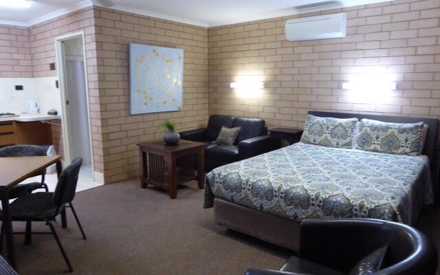 Streaky Bay Motel and Villas