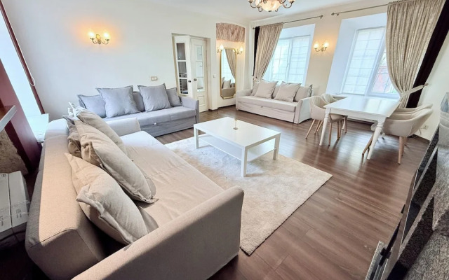 Pilies8 Luxury Vilnius Apartment