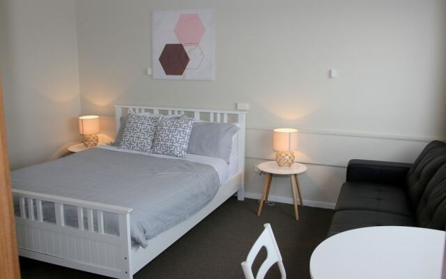 Beauty Point Waterfront Hotel