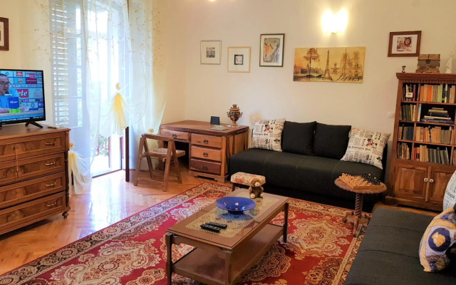 Noemi City Apartments