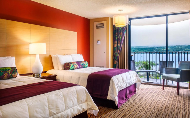 Hilo Hawaiian Hotel, Trademark Collection by Wyndham