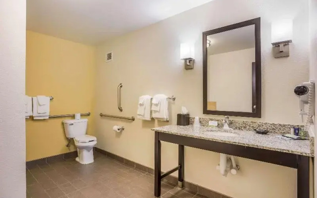 Sleep Inn & Suites