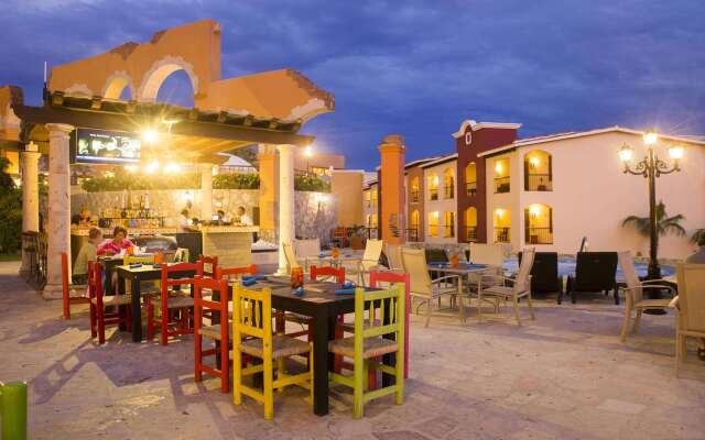 Hacienda Encantada Resort & Residences