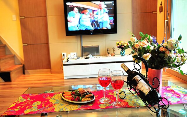 Gapyeong Riverville Pension
