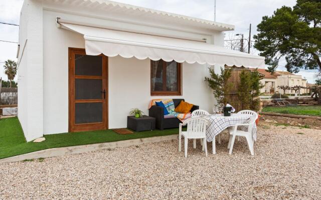 Beautiful Holiday Home in Deltebre Near Beach