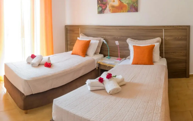 Two bedroom apartment near the sea in Kalyves