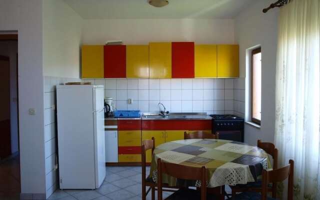 Apartments Janja Postira