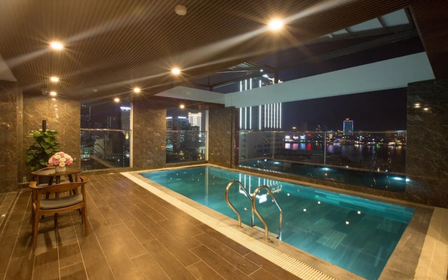 Lake View Hotel