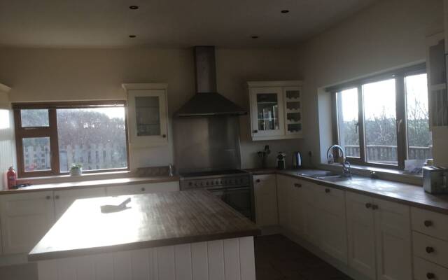 Baltimore - Beautiful Home With Spectacular View