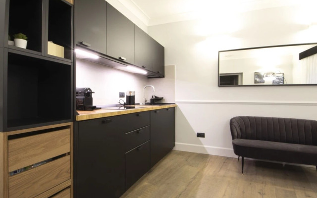 TravelStay - Holidays Suites Navona