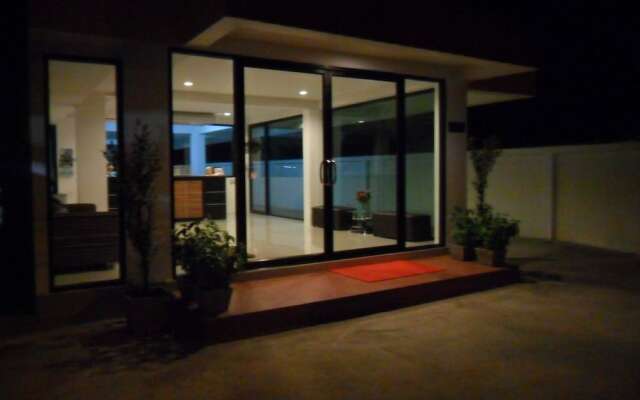 Tikky Place