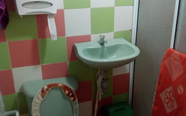 Room in Guest Room - Green Sea Inn in the San Luis Sector