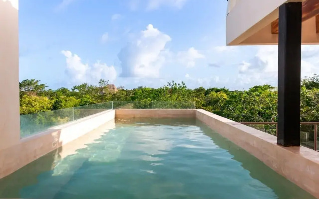 Santuario Apartments