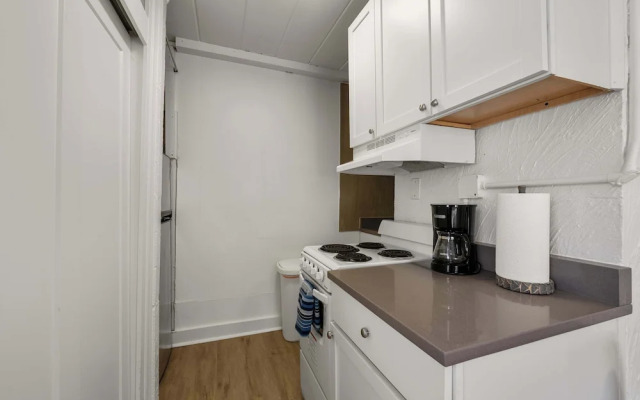 Chic City Retreat 89 For 2