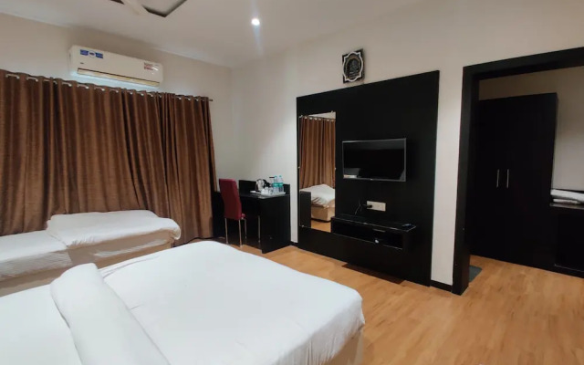 Priyanjali Hotel and Garden