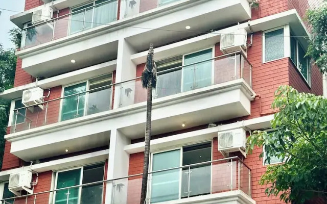 StayBird - Azure Suites Business Hotel