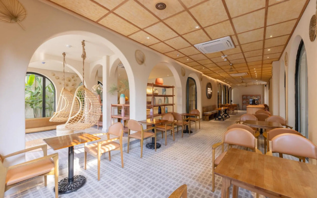 Vaia Hoi An Boutique Hotel