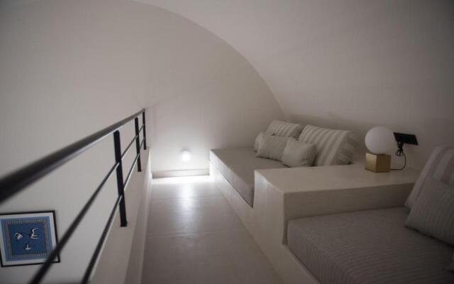 Terra Nera Suites Santorini