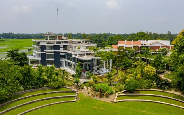 Water Garden Resort & Spa