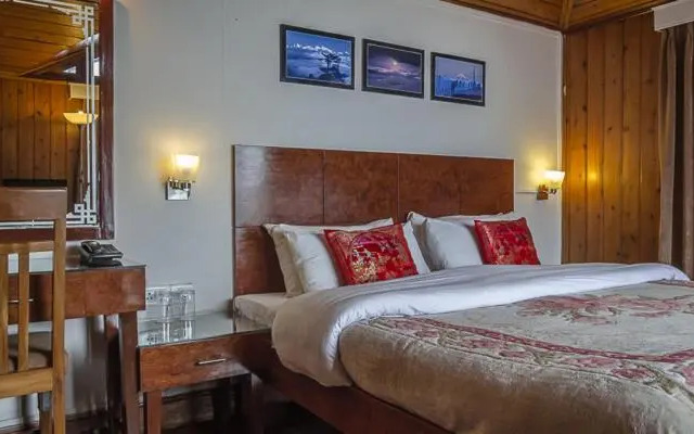 Tripvillas @ Shangrila Regency