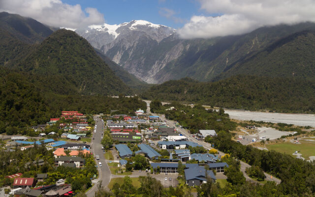 Scenic Hotel Franz Josef Glacier