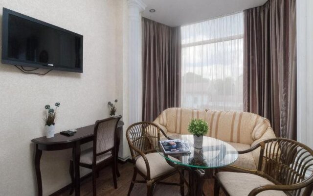Zenith Hotel