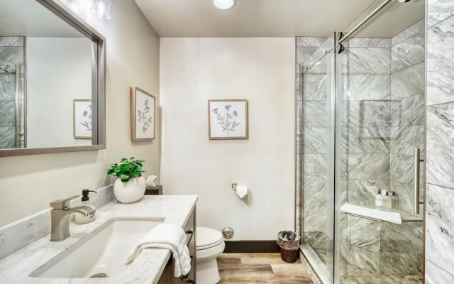 Europa Village Wineries & Resort