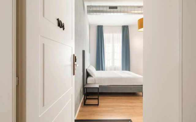 Adelante Rooms