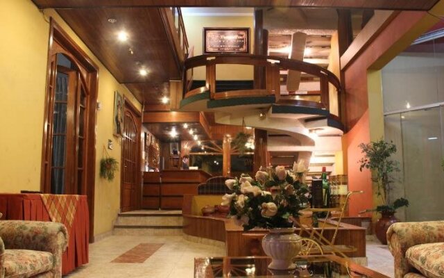 Francis Puno Hotel
