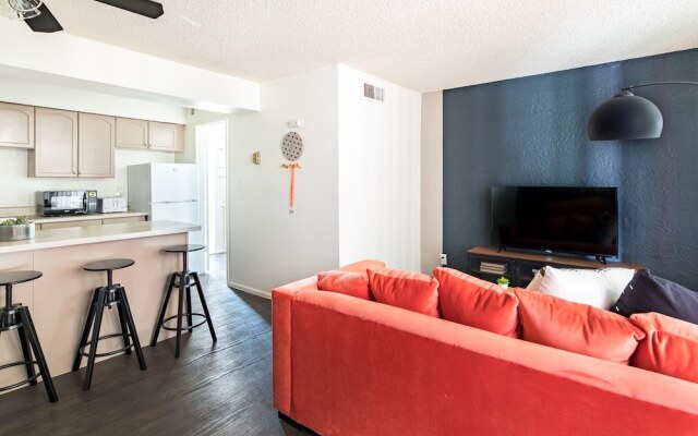 WanderJaunt - Old Town Scottsdale Apts