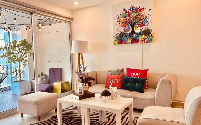 Espectacular departamento/estacionamiento, 3 TV’s