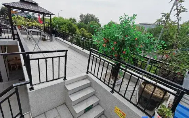 Yixuan Homestay (Xinzhou Ancient City)
