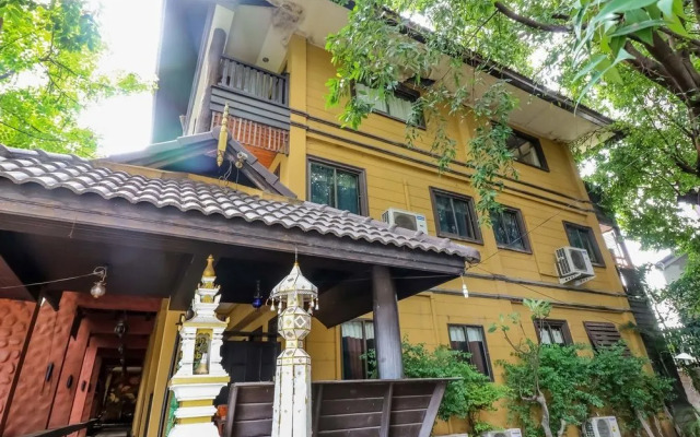 NIDA Rooms Hayya Central 10 Plaza