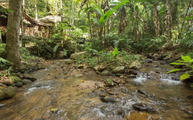 Baan Suphanbhum - Teddu Inn Maekampong